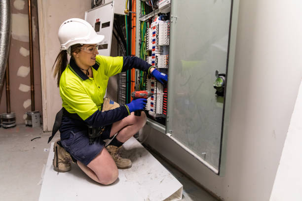 Best Electrical Contractors for Businesses  in Iowa City, IA
