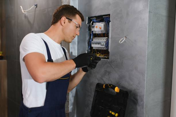  Iowa City, IA Electrician Pros